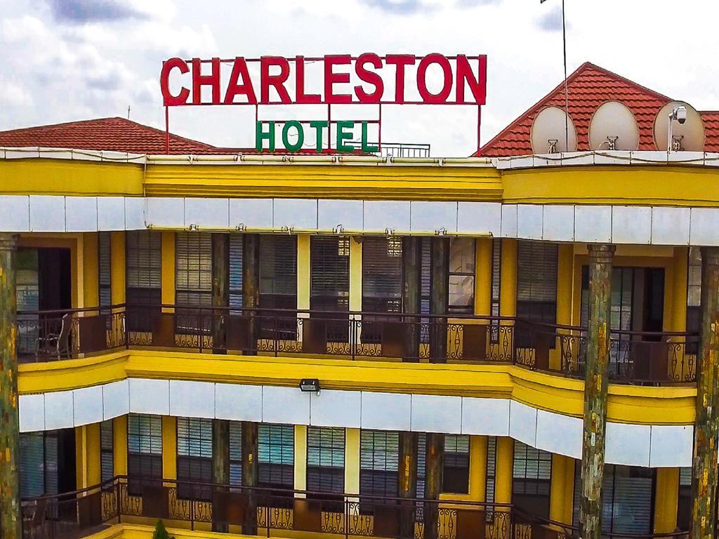 Charleston Hotel Acra Exterior foto